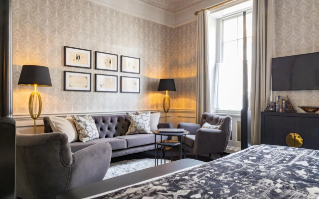 The Queensberry Hotel