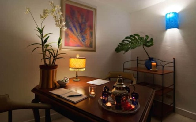 Mynt Retreat Bed and Breakfast