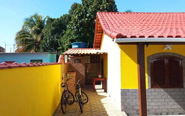 Saquarema - Casa Amarela ! Entre a praia e a Lagoa !
