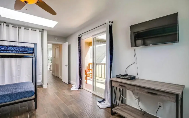 Bay Style 2 Condo