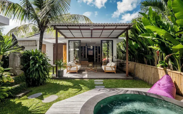 Kaori Loft by Alfred in Bali