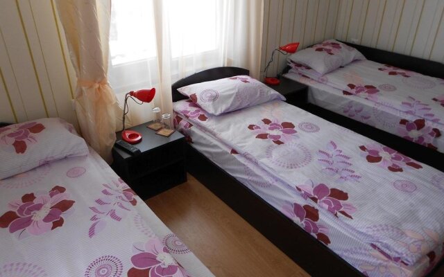 Guest House Tsenovi