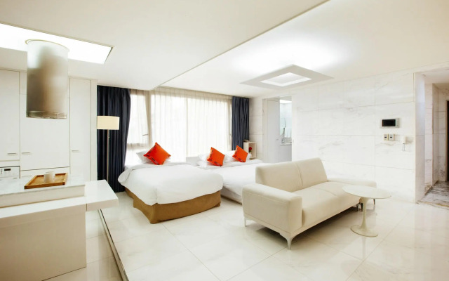 ShinShin Hotel Jeju Ocean