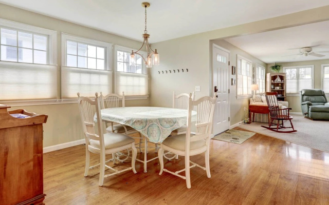 Westerly Retreat ~ 1/4 Mi to Private Beach!