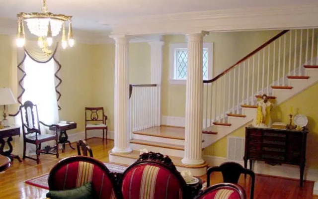 Fuquay Mineral Spring Inn & Garden