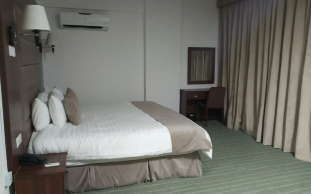 Al Dyafa Hotel Suites