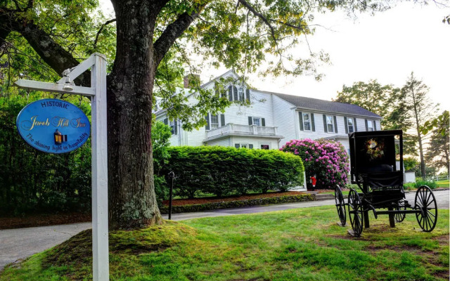 Historic Jacob Hill Inn