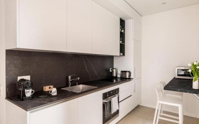 Magic Central Suites - Free Parking & Self Check-in