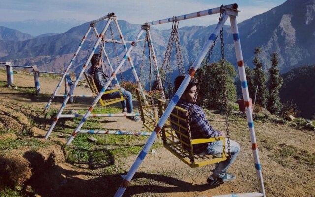 Camp Awara Dhanaulti