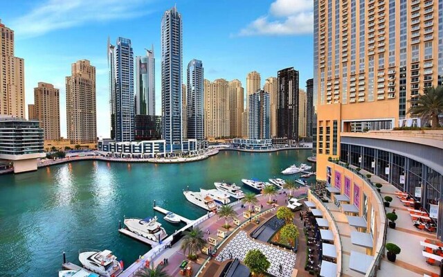 Amazing 1br Dubai Marina, Sea View, Metro Nearby