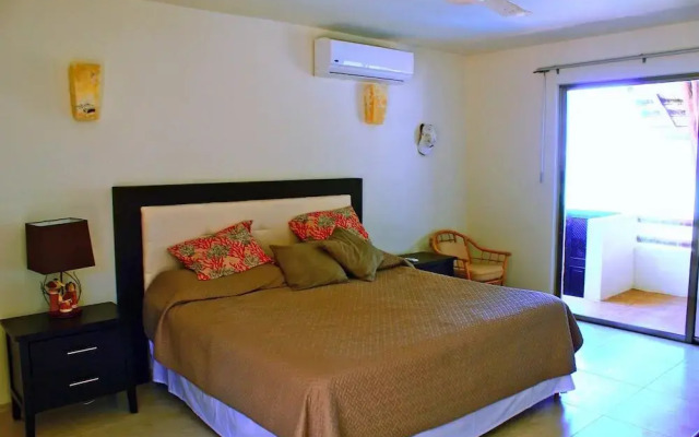 Box Cay Luxury Ocean Front Villa