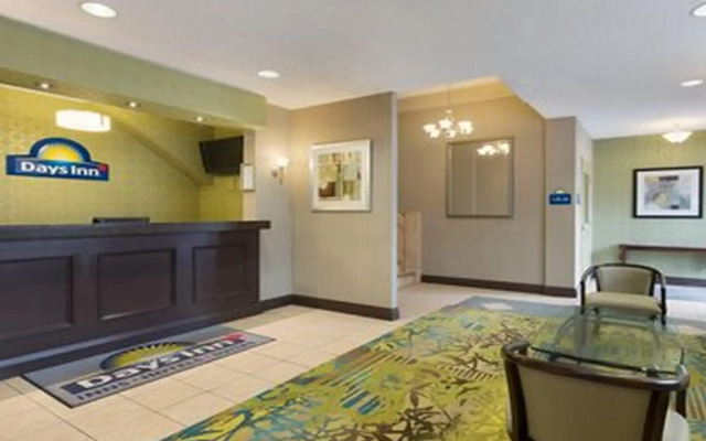 Days Inn by Wyndham Toronto East Beaches