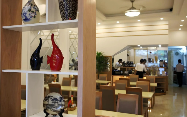 Phoenix Legend Hotel