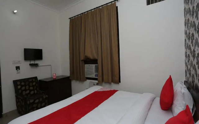 Hotel Star By OYO Rooms