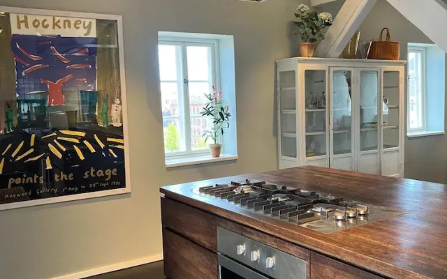 The Apartment Upstairs Canal Penthouse in Copenhagen