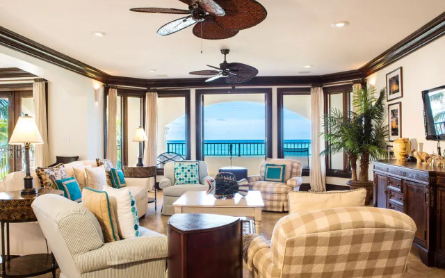 The Somerset on Grace Bay