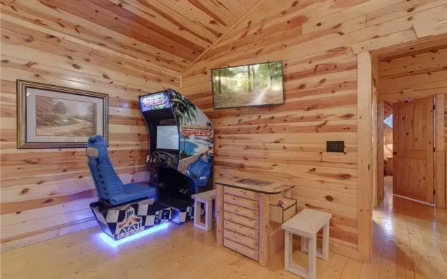 Easy As Pie - Three Bedroom Cabin