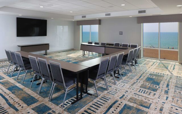 Hampton Inn & Suites Manistee Waterfront