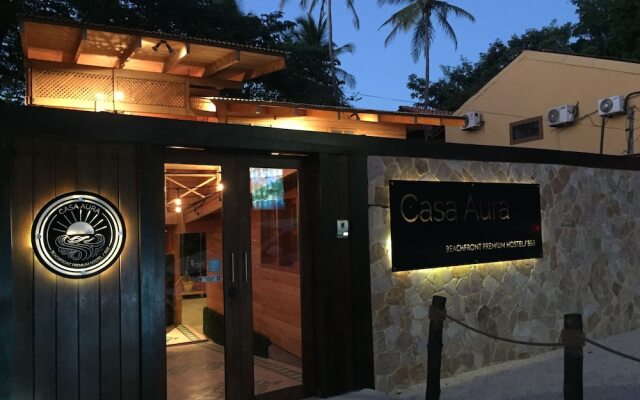 Casa Aura Beachfront Premium Hostel