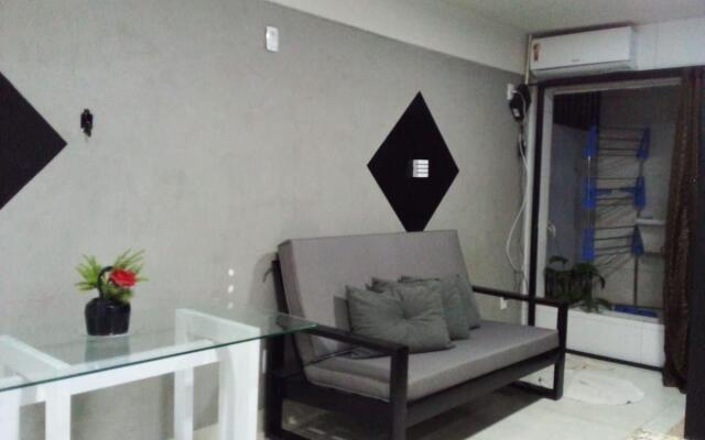 A 5 km do aeroporto no centro do Nucleo Bandeirante