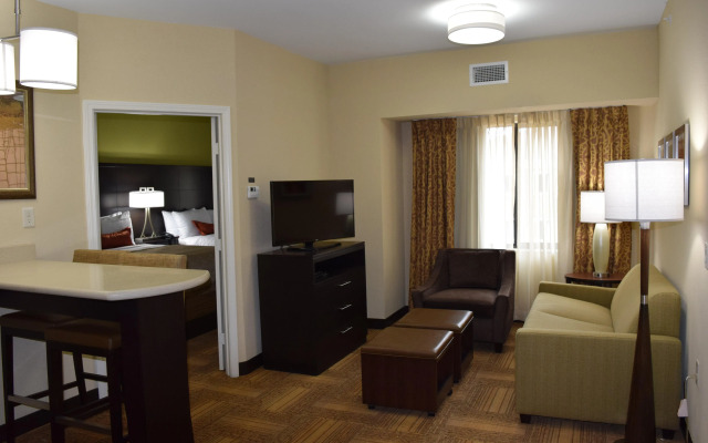 Staybridge Suites Tomball - Spring Area by IHG