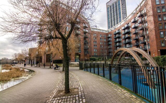 Apartment Wharf – Water Gardens