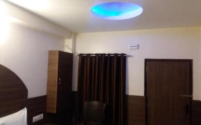 Poorna Lodge