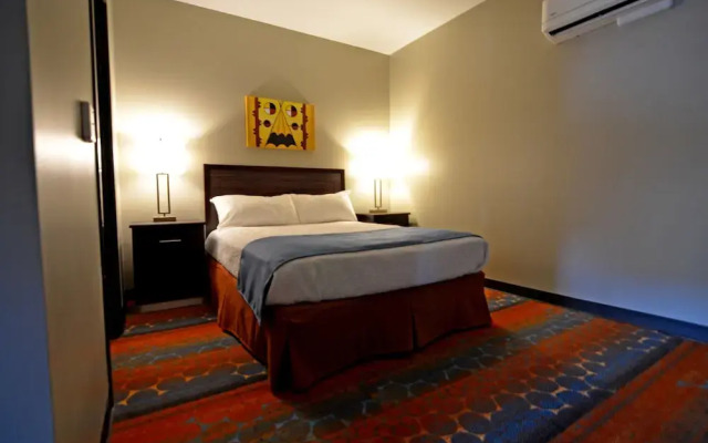 7Clans Hotel & Resort