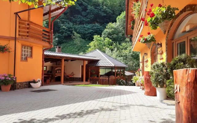 Pension Calborean