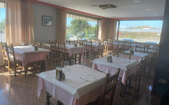 Hotel Reina Isabel
