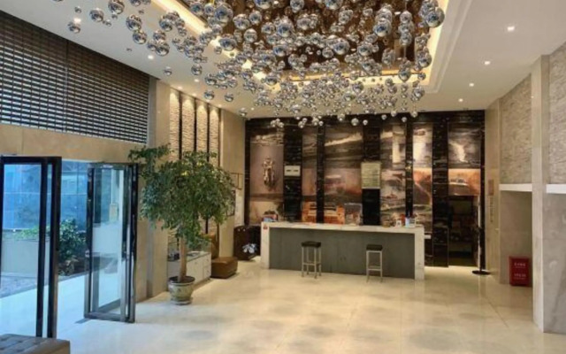 Dipai Business Hotel