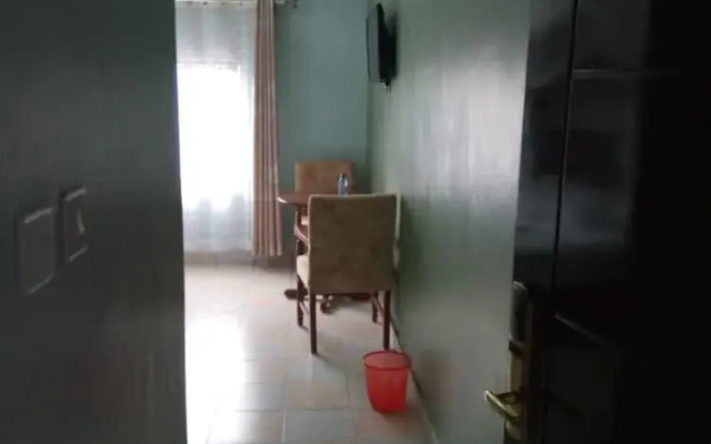 Jimlizer Hotel