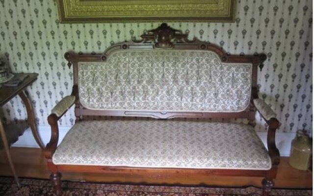 Arbor View Inn