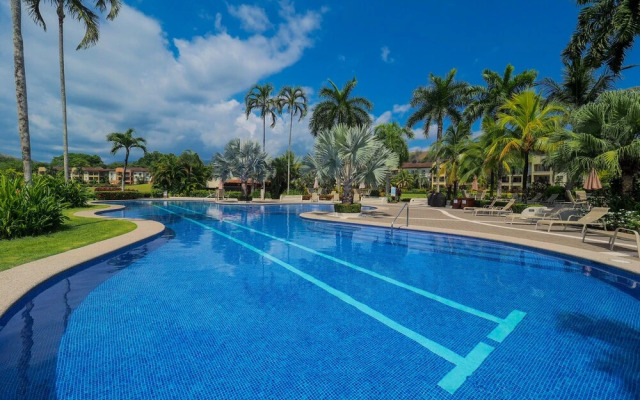 "ocean Front Condo In Peaceful, Gated Community"