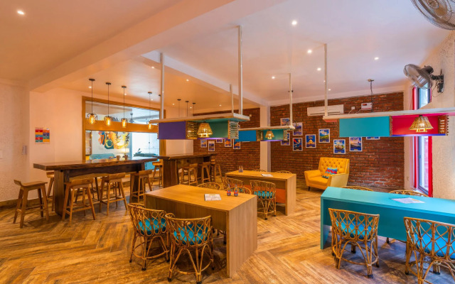 goSTOPS Rishikesh, Lakshman Jhula