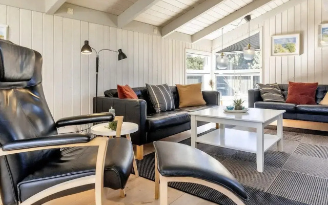 6 Person Holiday Home in Hals-by Traum