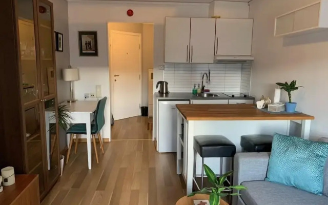 StayPlus Central 1BR  Apartment