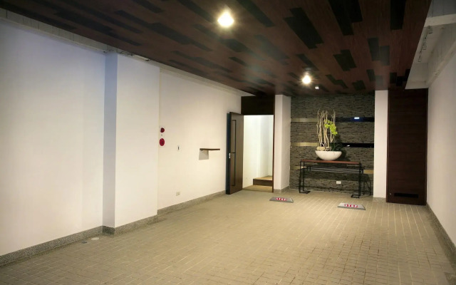 H Villa