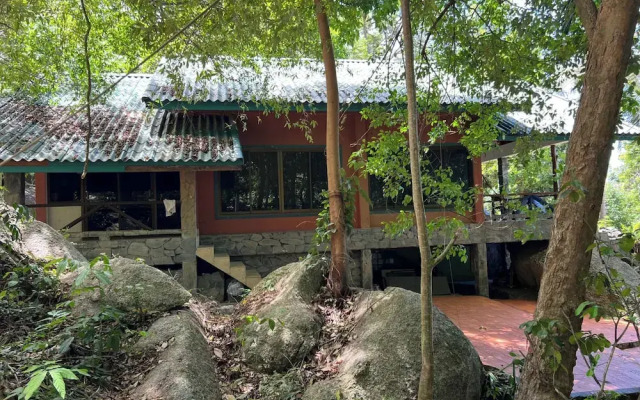 Kawarin Secret Hut Hotel and Resort