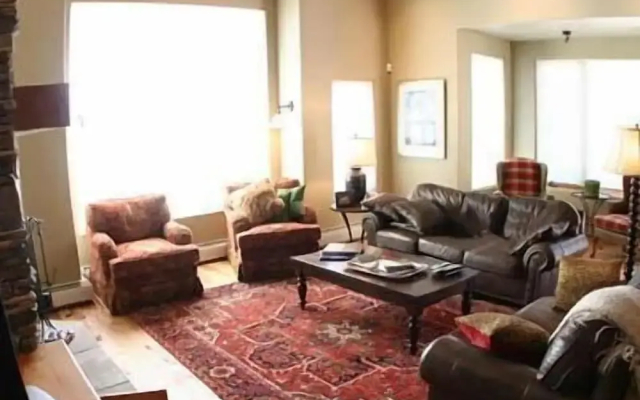 Cabins At Moonlight Mid-mountain