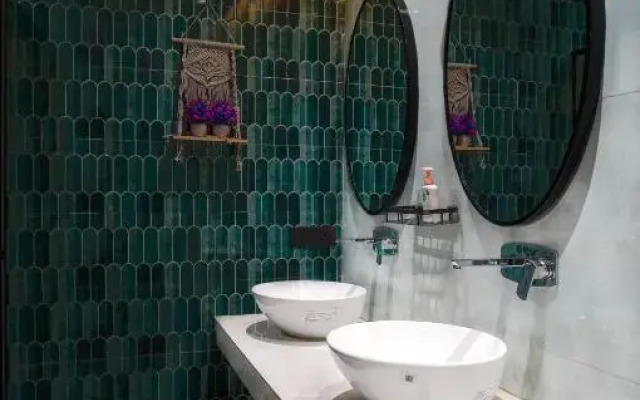 Hide-In Hostel Delhi