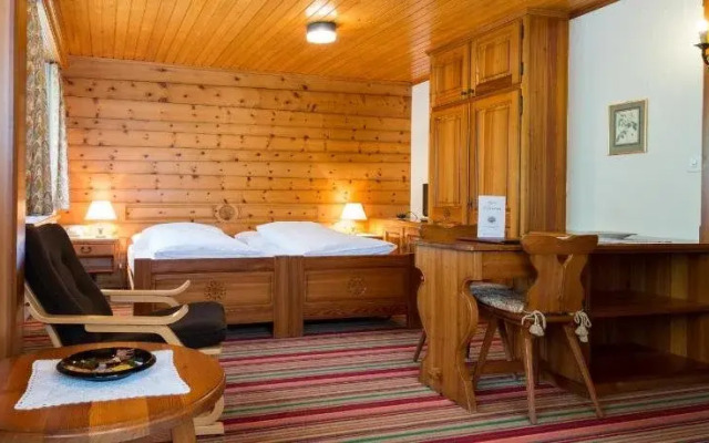 Swiss Chalet-Style Hotel Walliser Spycher