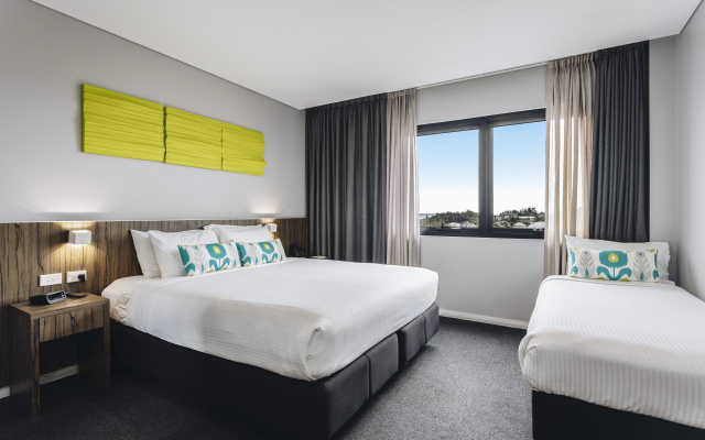 ibis Styles The Entrance – Guest Rooms – Long Jetty