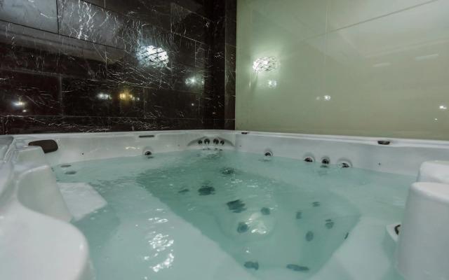 Golden Palace Batumi Hotel & Casino