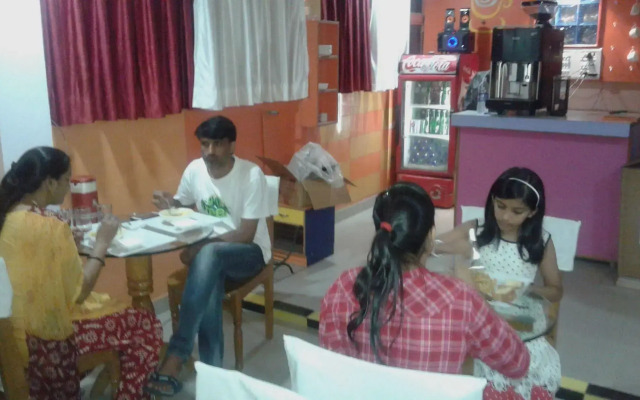 Govind Hotel