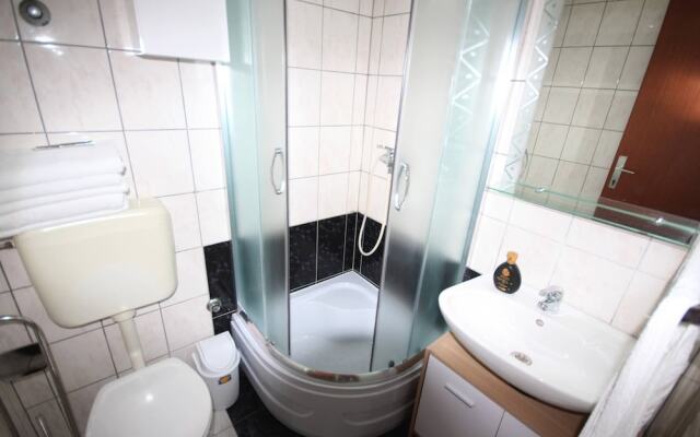 Small Apartment For A Great Holiday