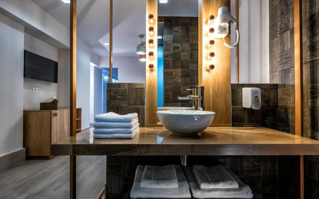Senses Blue Boutique hotel