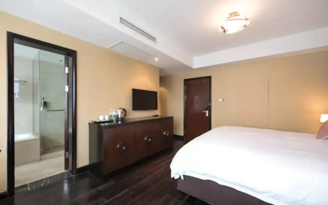 Acme City Apartment