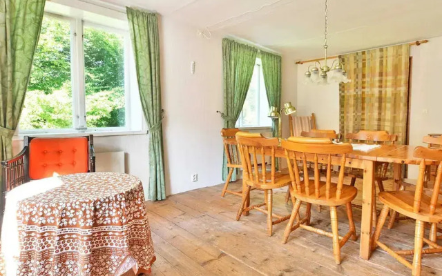 8 Person Holiday Home in Lonsboda-by Traum