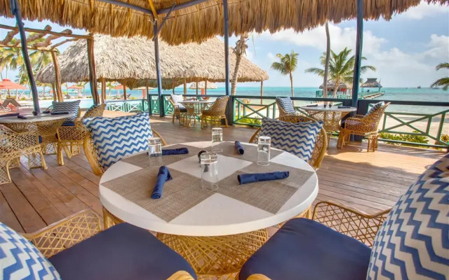 Costa Blu Beach Resort Trademark Collection